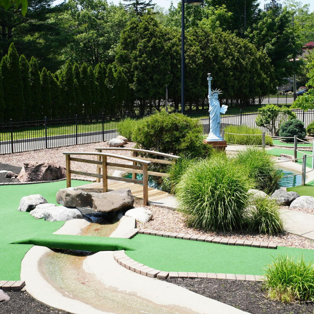 Paramus Mini Golf thumbnail